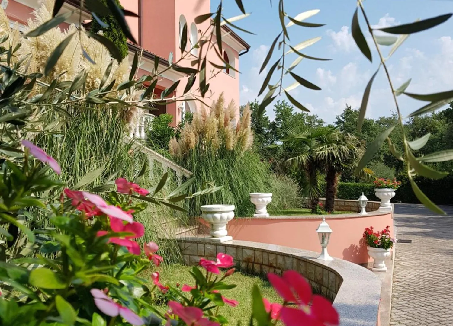 Apartments And Rooms Villa Chiara 卡尼卡 3*,  克罗地亚