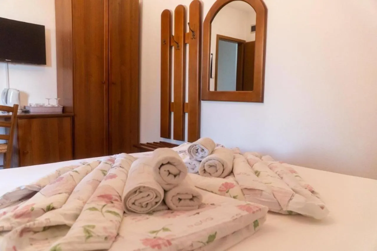 Apartments And Rooms Villa Chiara 卡尼卡 克罗地亚