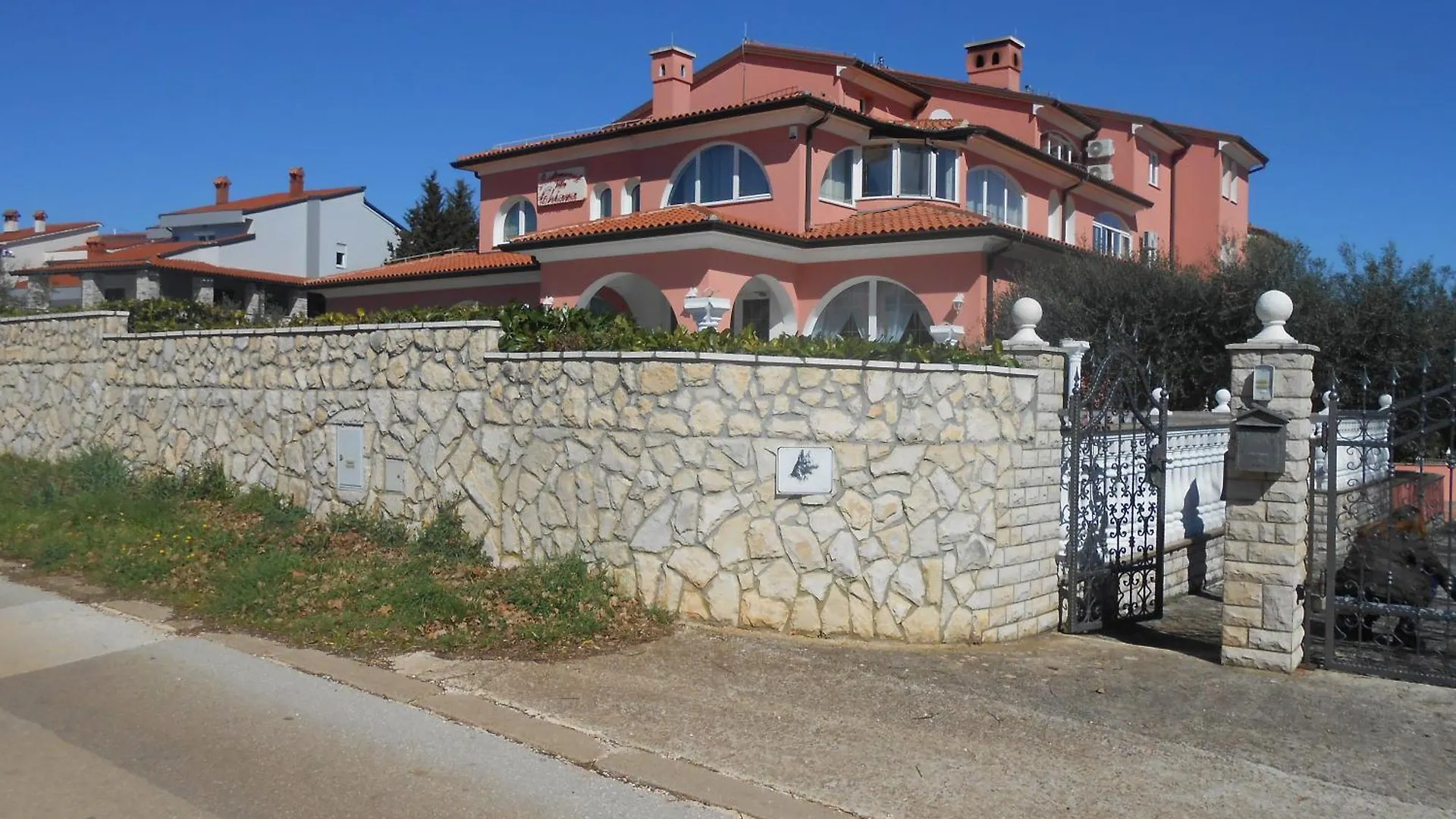 ゲストハウス Apartments And Rooms Villa Chiara クルニカ