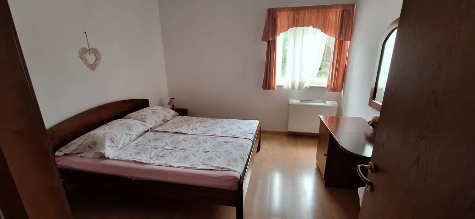 Apartments And Rooms Villa Chiara 卡尼卡 克罗地亚