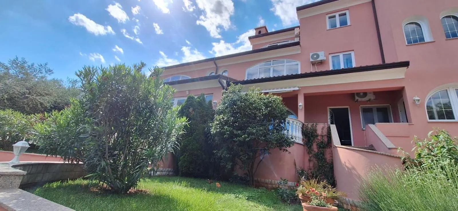 Apartments And Rooms Villa Chiara 卡尼卡