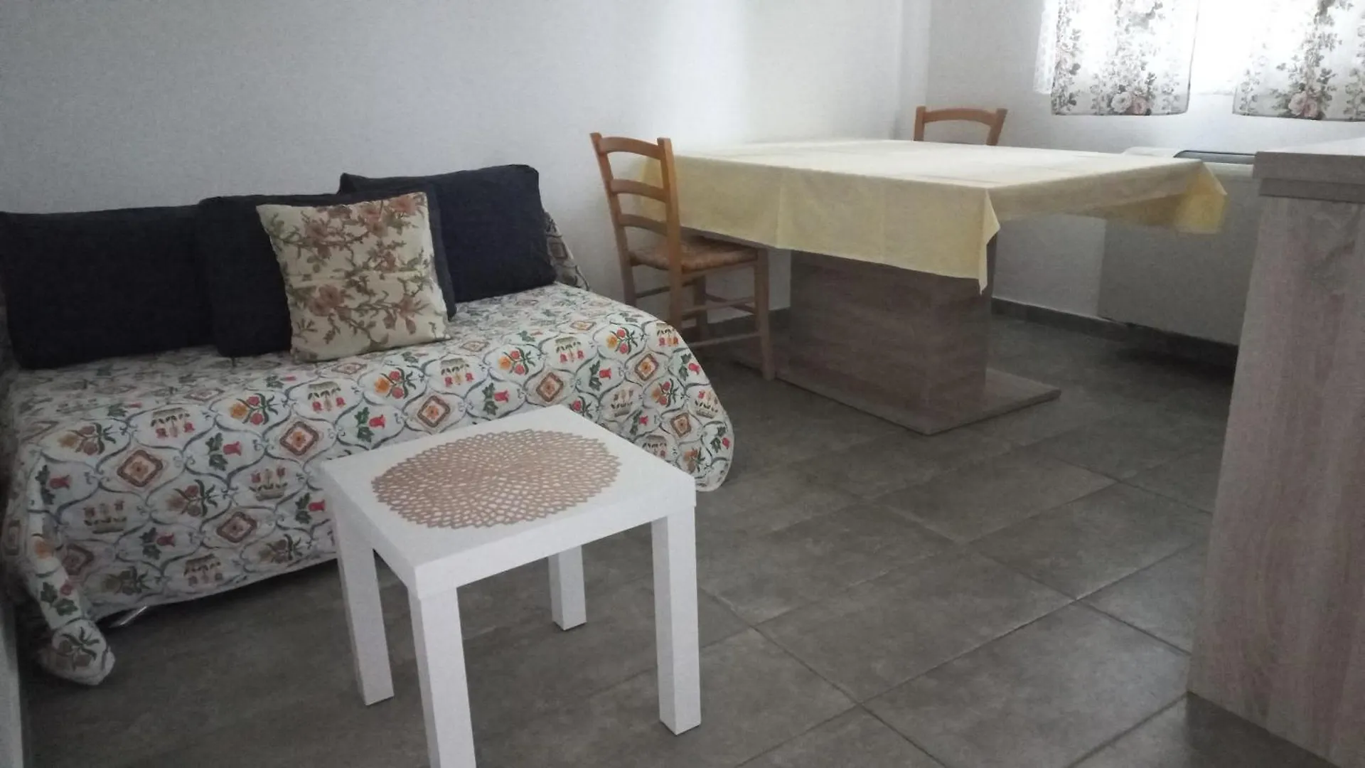 Apartments And Rooms Villa Chiara 卡尼卡